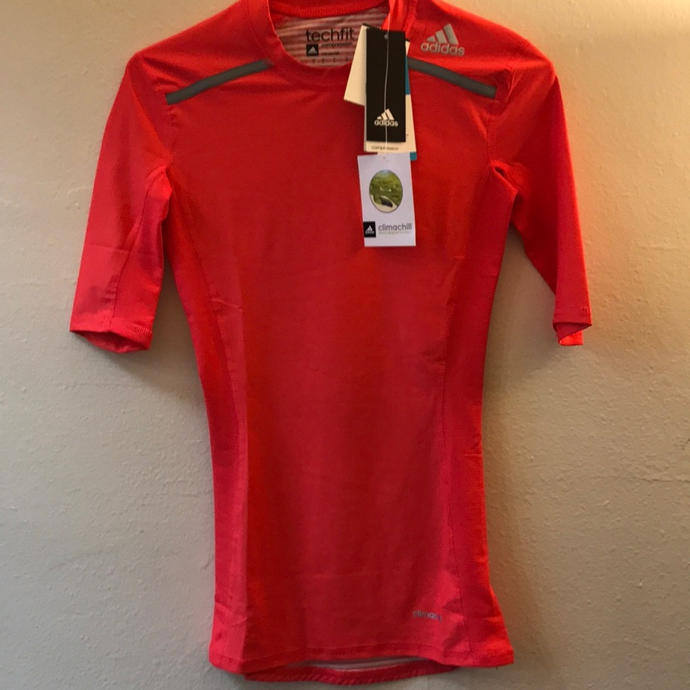 adidas Women’s Techfit Chill Compression Top Shirt